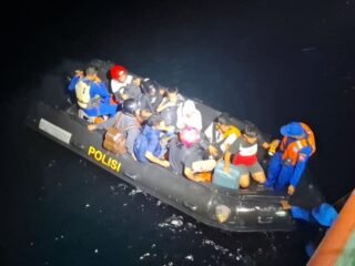 KUPP Lapuko periksa ABK kapal kandas di Perairan Konawe