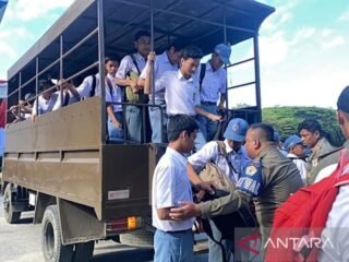 Disdikbud Sultra gandeng Satpol PP patroli cegah tawuran pelajar di Kendari