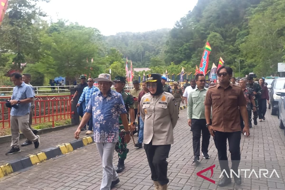 Wagub Sultra: Retret Pemkot Kendari tingkatkan disiplin dan etos kerja ASN