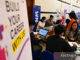 Pemkot Kendari gandeng 19 perusahaan gelar Bursa Kerja