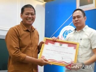 BPN Muna Barat raih 2 penghargaan terbaik tingkat provinsi