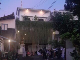 Rumah Menkeu Sri Mulyani di Bintaro dijarah massa