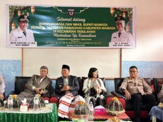 Bangun Kerukunan dan Semangat Toleransi, Bupati Mamasa Gelar Safari Ramadhan 2026 di Tabulahan